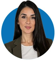 Rosana Polanco, identified as CEO and Development Director in the supplied materials.